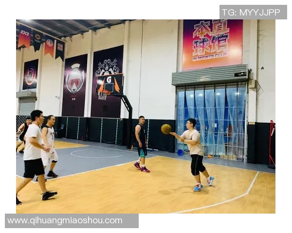 成都篮球队运营体系探析：篮球战术与团队协作的完美结合