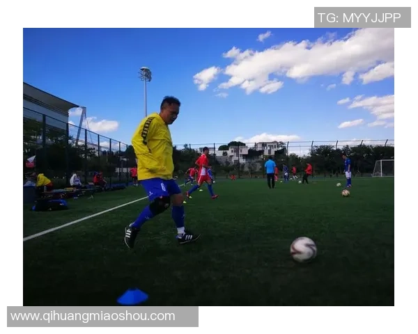 闫群足球:探索中国足球的未来与发展之路 闫群足球:探索中国足球的未来与发展之路